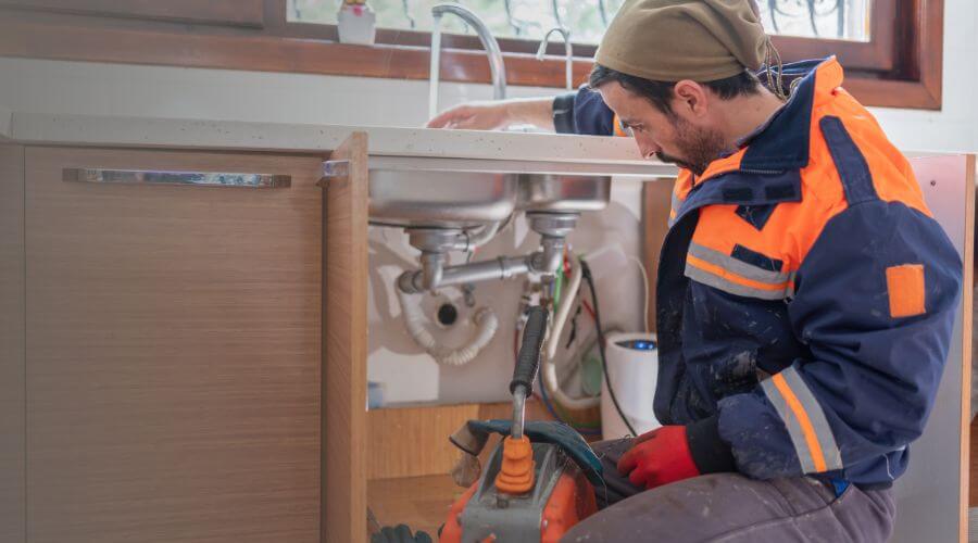 Professional sink repair in Huntington Woods, MI